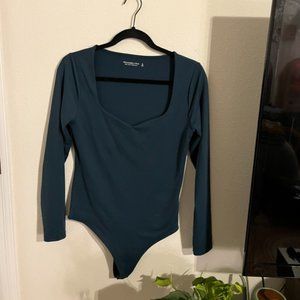 Abercrombie & Fitch Double Layered Seamless Sweetheart Bodysuit